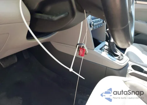 2017 Hyundai Elantra Se из США, поврежденный, VIN 5NPD84LF7HH113685